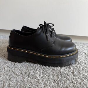 Dr. Martens Black Platform 1461 Quad